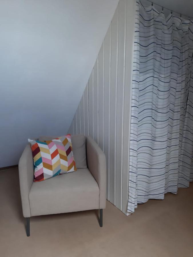 Giebelzimmer Mit Weinbergblick Stetten  Eksteriør billede